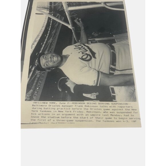 Frank Robinson Baltimore Orioles Photos 1970s Original Press Wire Photos HOF - Picture 4 of 4